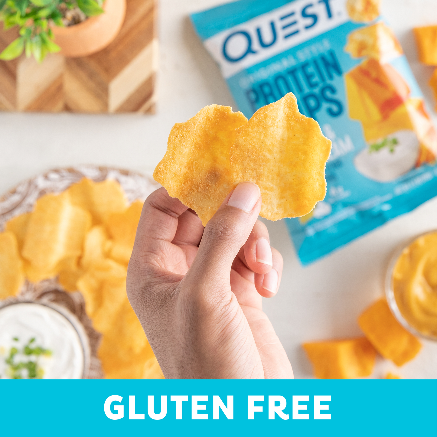 cheddar-and-sour-cream-original-style-protein-chips-t4 qst-000296_cheddar-_-sour-cream-original-style-protein-chips_7.2.png