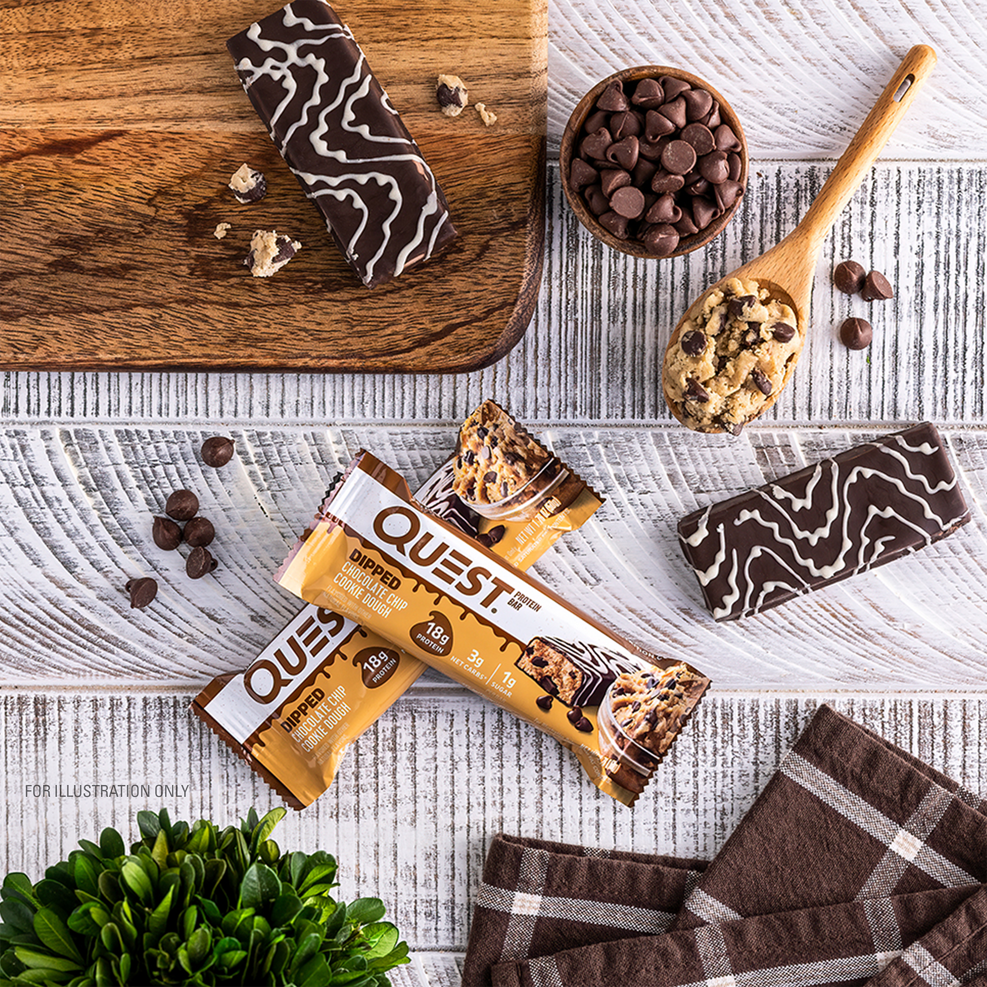 dipped-chocolate-chip-cookie-dough-protein-bar-l0 qst-012268_dipped-chocolate-chip-cookie-dough-protein-bar_7.png