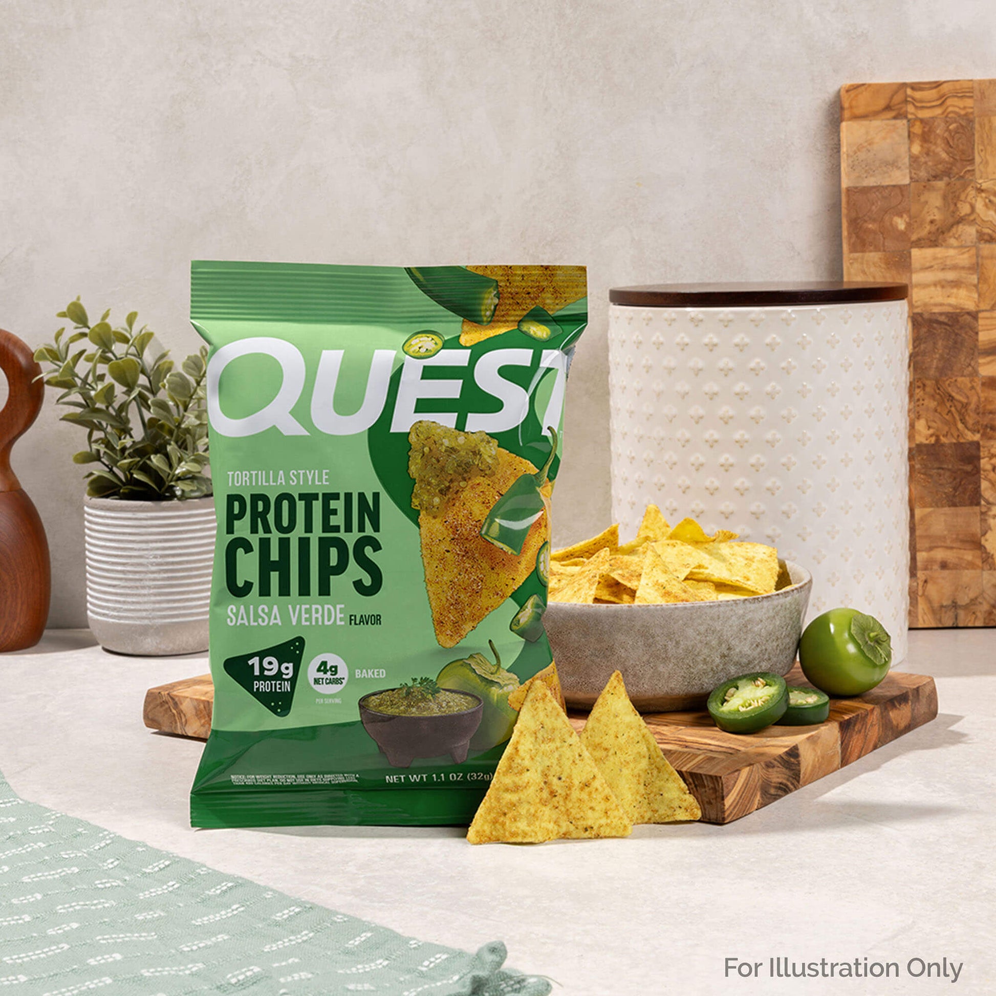 salsa-verde-tortilla-style-protein-chips-b9 qst-016419-salsa-verde-tortilla-style-protein-chips_5.jpg
